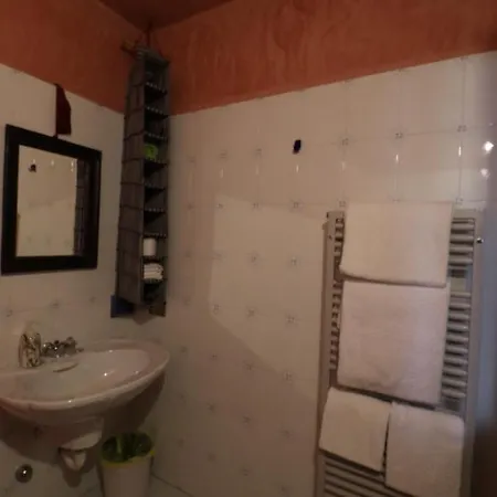 Le Frise مزرعة للإقامة *